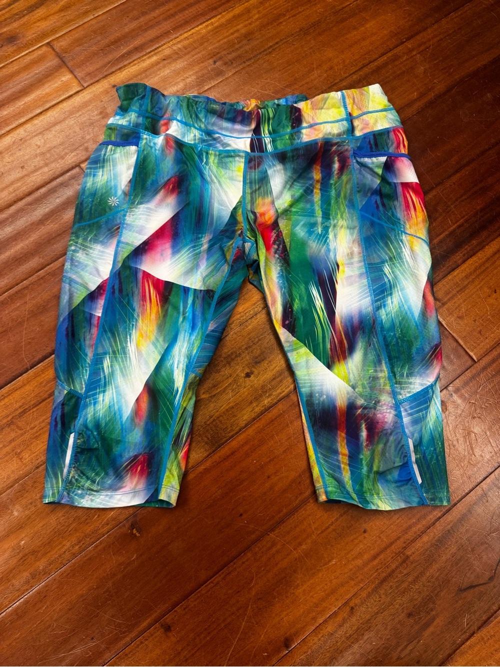 Athleta Multicolor Abstract Print Capris